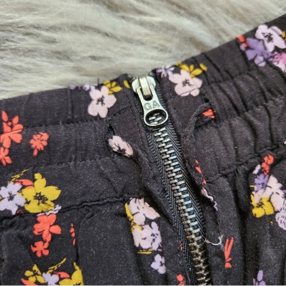 Garage Floral Zipper Front Skirt With Pockets